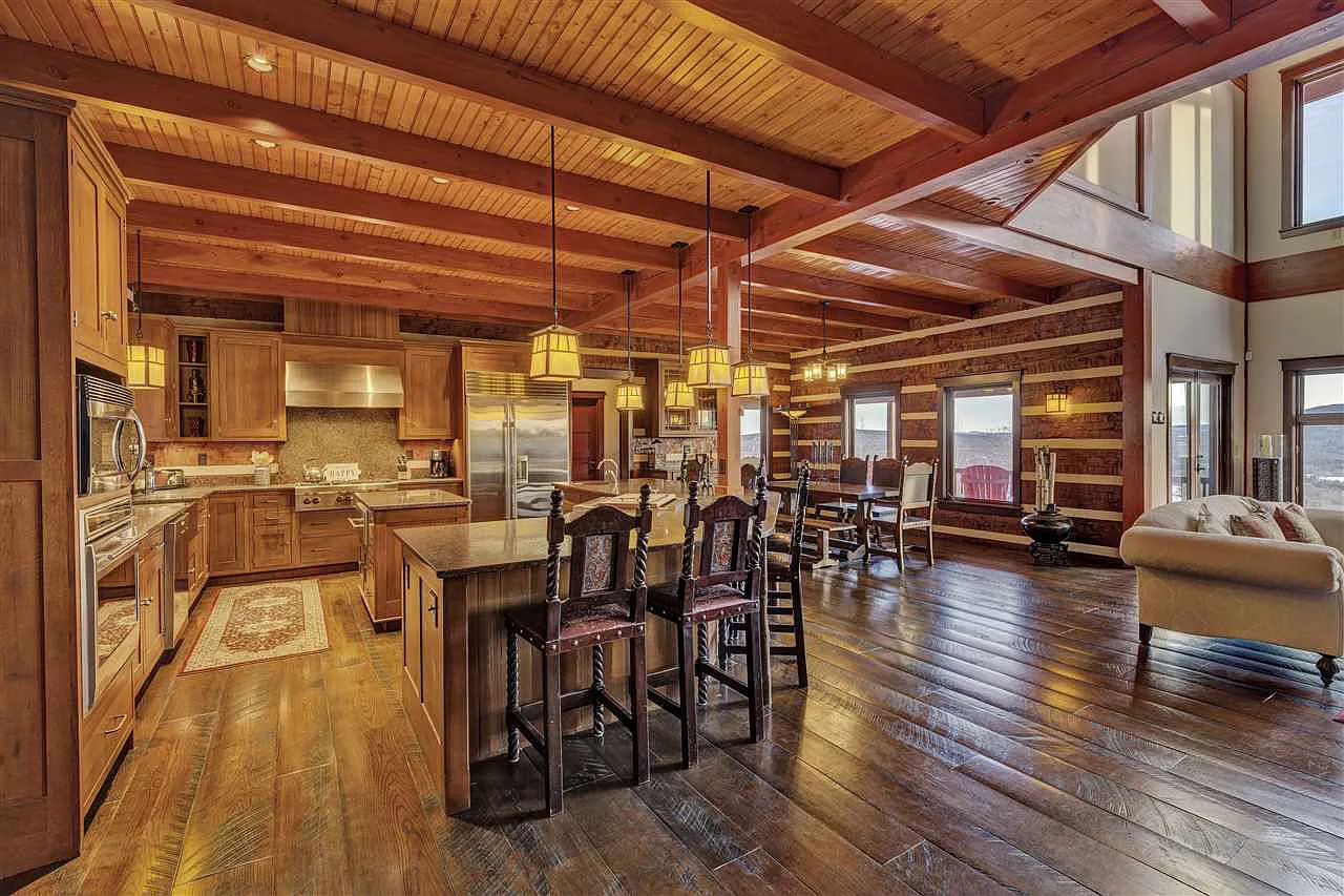 Hybrid Log Home Exterior — Fall Foliage